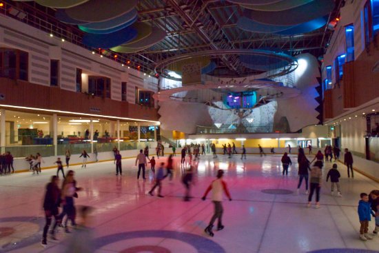 ek shopping centre ice rink