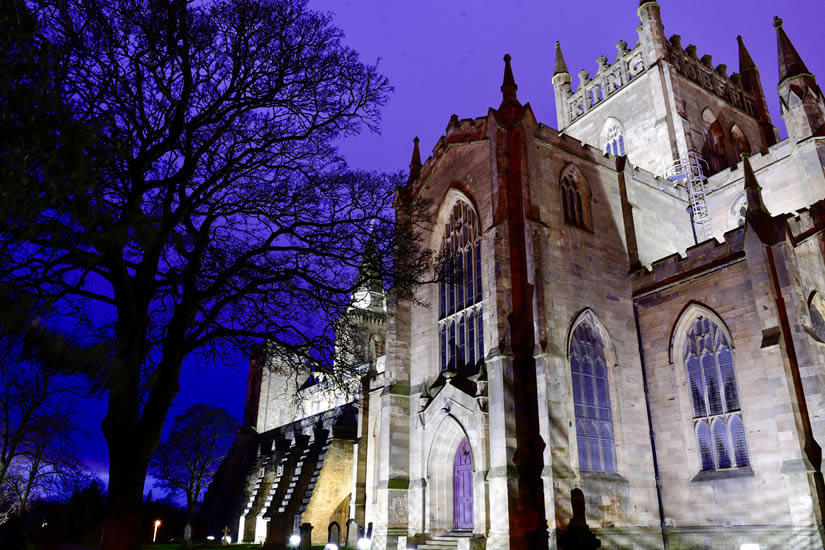 Dunfermline Abbey & Palace night